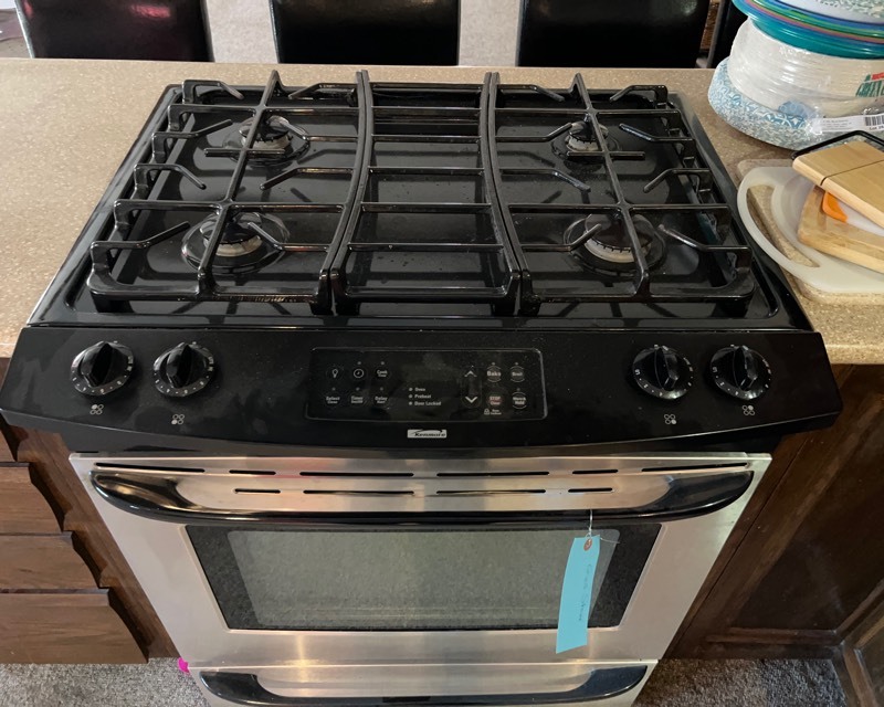 Kenmore Gas Range, CONTENTS OF THE HISTORIC HILLTOP MOTEL, CLEAR LAKE, IA