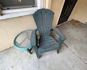 lot 311B image: Patio Set