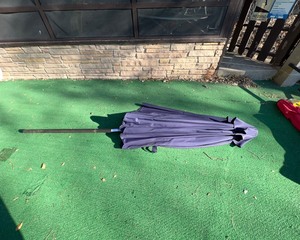 lot 362 image: Patio Umbrella