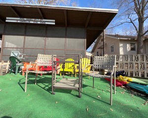 lot 237 image: 3 Piece Patio Set