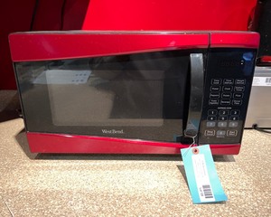 lot 120 image: Countertop Microwave