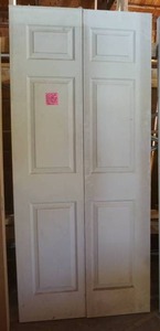 2 prime molded hollow core panels