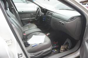 2003 Ford Taurus
