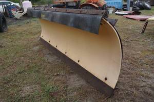 lot 7 image: Meyer 8 Poly Blade Snow Plow