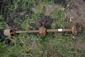 lot 54 image: Saw Arbor for Tractor Attachment