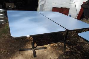 lot 141 image: 2 Heavy Duty Tables