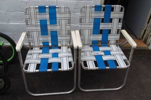 lot 184 image: Sunbeam Folding Chairs