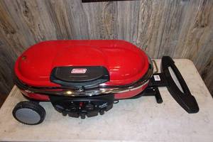 lot 80 image: Coleman Propane Portable Road Trip Grill