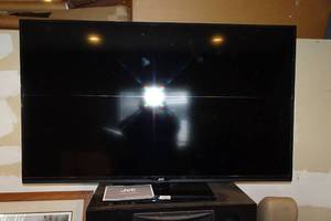 lot 101 image: JVC EM55FT 55 1080p 120Hz LED TV
