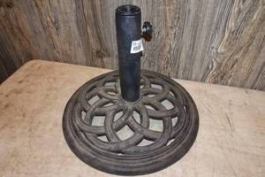 lot 107 image: Heavy Cast Iron Patio Umbrella Base