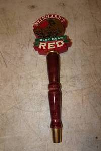 lot 116 image: Weinhards Blue Boar Red Beer Keg Tap Handle