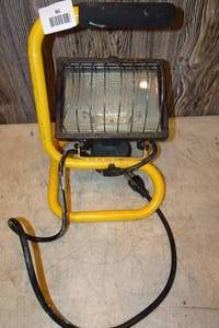 lot 86 image: Portable Work Light