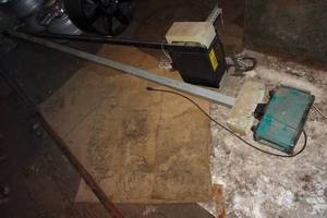 lot 155 image: 2 Garage Door Openers - Moore-O-Matic, Lift-Master