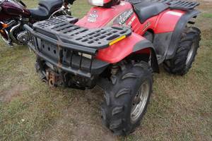 lot 1AB image: 2001 Polaris Sportsman 500 H.O. ATV with Super Swamper Vampire Tires