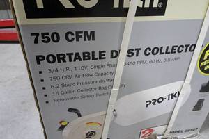 lot 22D image: NEW Pro-Tech 750 CFM Portable Dust Collector