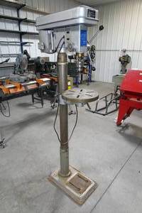 lot 22F image: Steelman DPF-14-12 58 12HP 12 Speed Drill Press