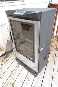 lot 229 image: Masterbuilt 20072612 Digital Electric Smoker