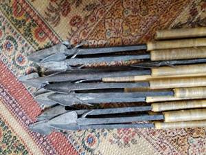 lot 4 image: Handcrafted Quiver with Arrows