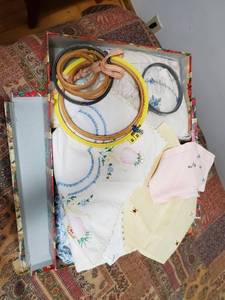 lot 133 image: Collection of Vintage Embroidered Linens