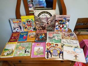 lot 142 image: Collection of Childrens Books including Peanuts Books