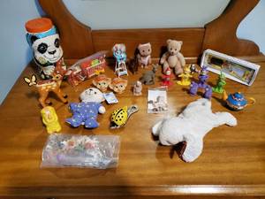 lot 150 image: Collection of Misc. Kids Toys