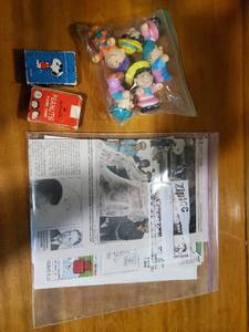 lot 151 image: Collection of Peanuts Items