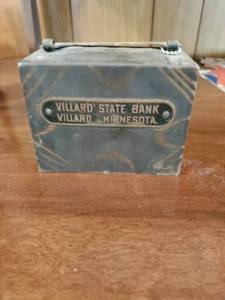 lot 216 image: Old Villard State Bank Coin Bank