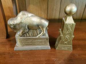 lot 217 image: Two Vintage Coin Banks