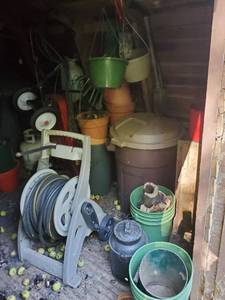 lot 284 image: Garden Supplies