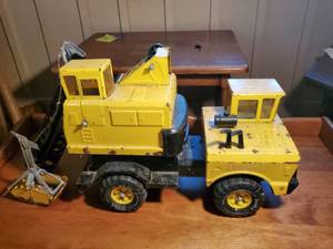 lot 3 image: Tonka Toy