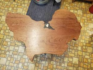 lot 43 image: Hardwood Coffee Table