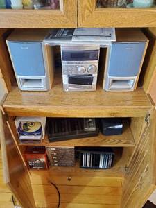 lot 186 image: Stereo and Cassettes, VHS and CDs