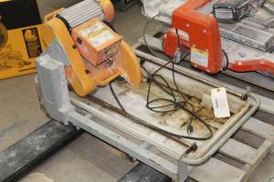 lot 309 image: TC250B Tile Saw