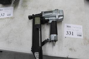lot 331 image: Hitachi N5008AC2 2 Air Stapler