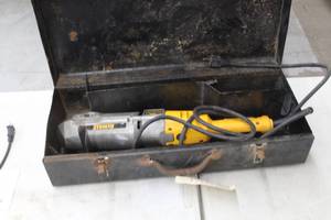 lot 327 image: DeWalt DW124 12 Right-Angle Drill with Metal Case