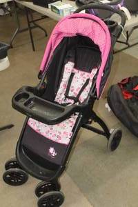 lot 433 image: Girls Disney Stroller