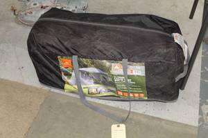lot 379 image: Ozark Trail 12-person Cabin Tent