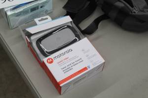 lot 395 image: Motorola Sonic Rider Bluetooth In-Car Speaker (in box)