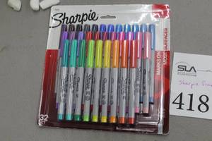 lot 418 image: Sharpie Fine-Point Marker Set 32-piece