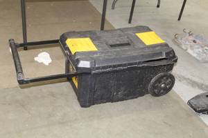 lot 440 image: Stanley Essential Chest 13-Gallon-PSI c-BTU Rolling Tool Box