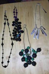 lot 479 image: Lot of (4) Womens Necklaces