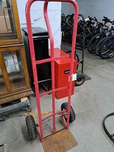 lot 776 image: Dolly 2-wheel
