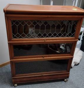 lot 268 image: Mahogany Macey Barrister Sectional Bookcase.
