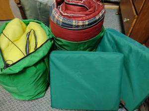 lot 275 image: Sleeping Bags (2) and Floatation Device (2)