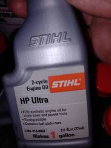 lot 281 image: Hydraulic Oil (1 gl.) Stihl and Jonsered 2 Cycle Engine oil (9)