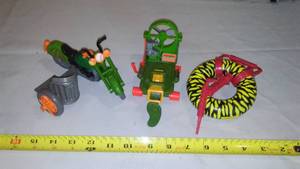 lot 445 image: TMNT Teenage Mutant Ninja Turtles (3) Vehicles.