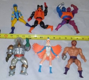 lot 450 image: He-Man Action Figurines (6)