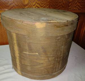 lot 373 image: Cheese Box, Covered. Great