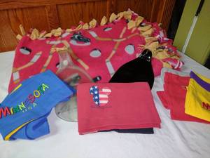 lot 377 image: Hand Crafted Items (7)
