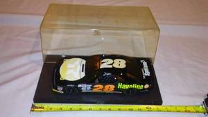 lot 391 image: NASCAR Texaco Havoline #28 Die Cast In Plastic Display Case Davey Allison